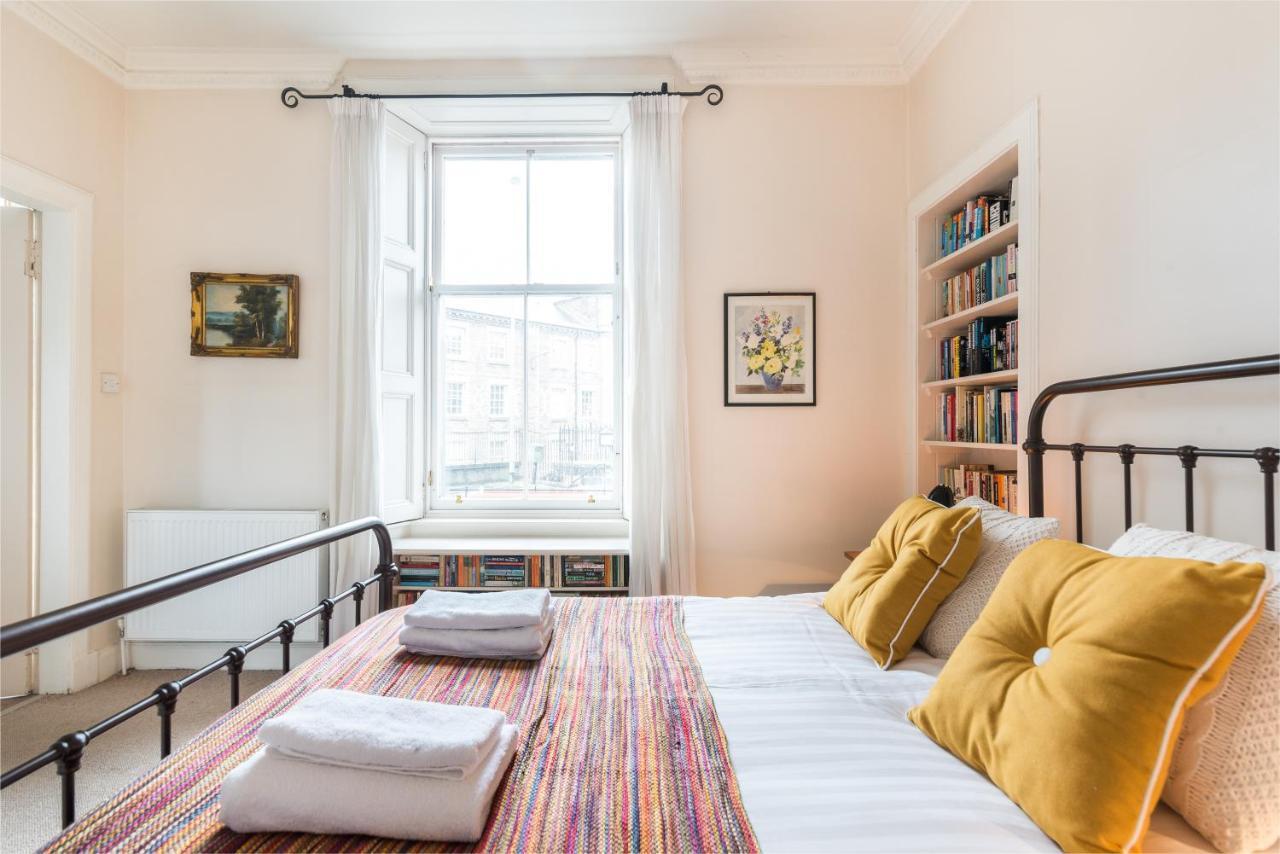 Spacious & Unique City Central 1 Bed With Wifi Édimbourg Extérieur photo
